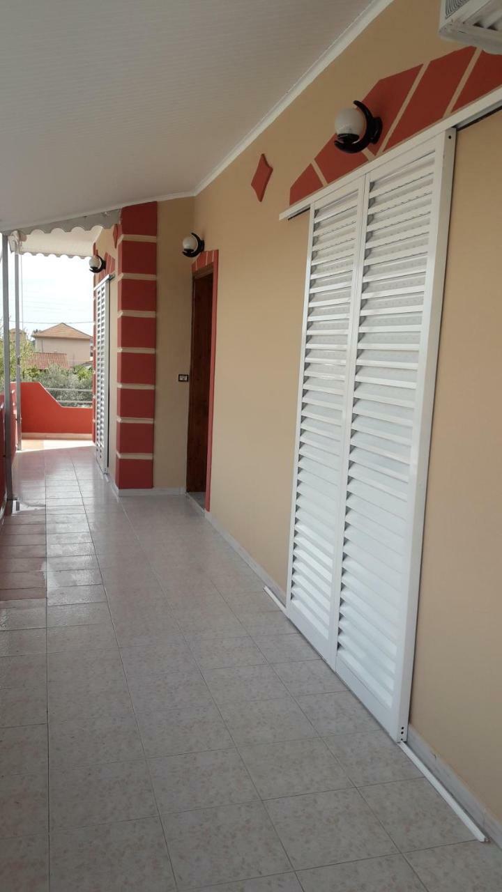 Kostas Christos Rooms Ammoudia Extérieur photo